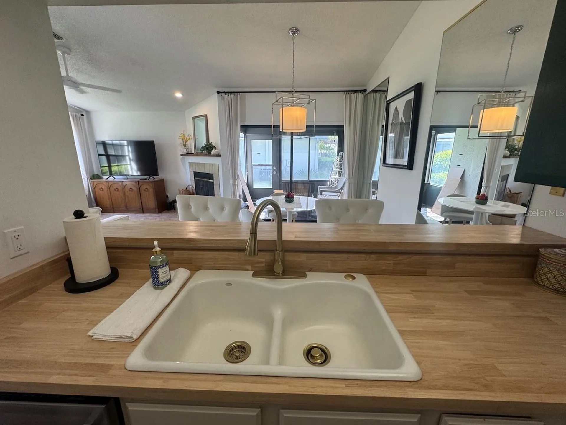 2749 Countryside Boulevard Clearwater FL 33761
