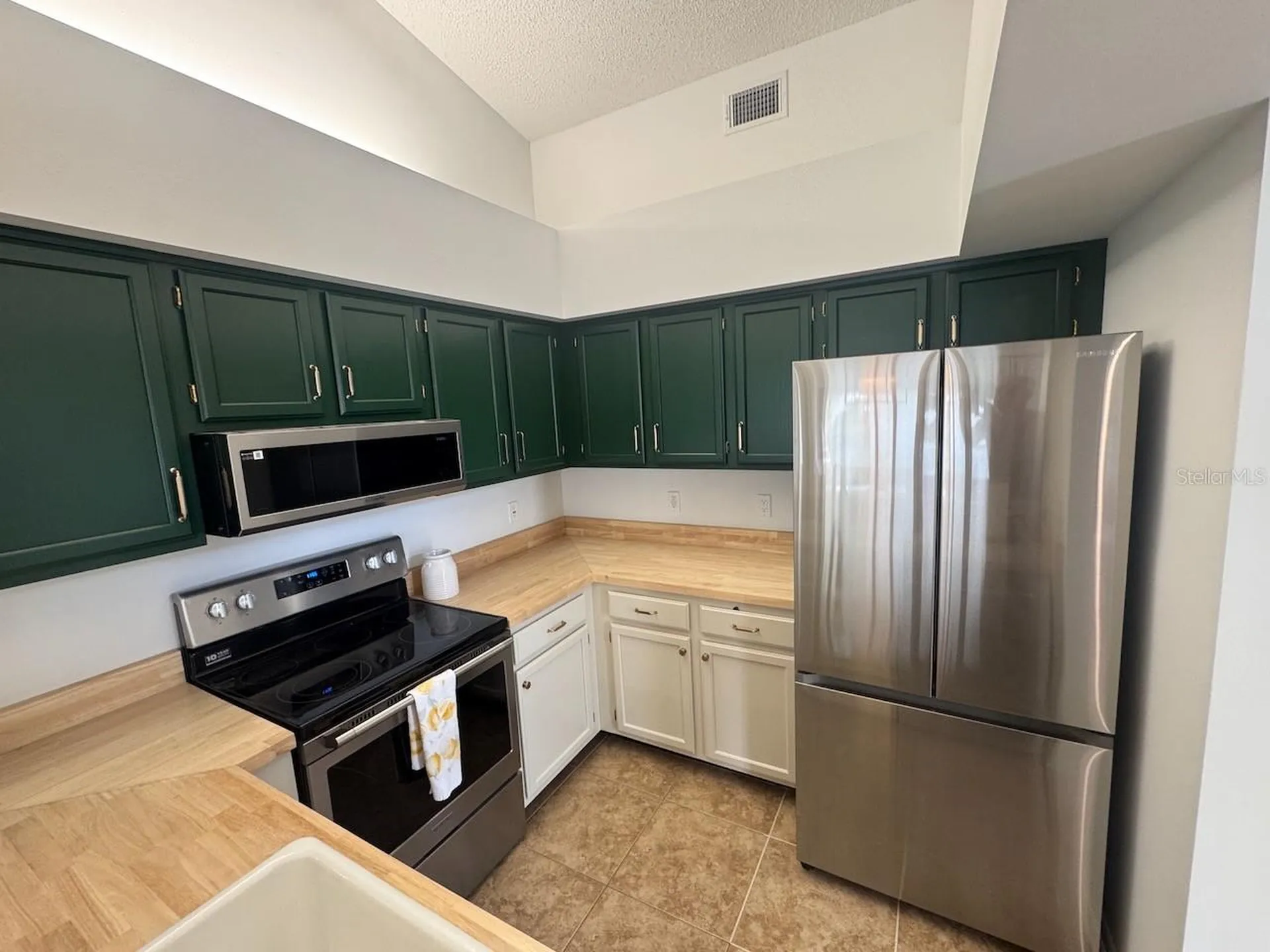 2749 Countryside Boulevard Clearwater FL 33761