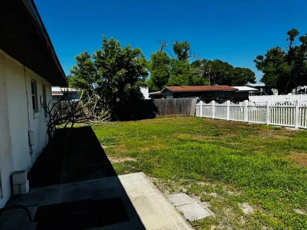 308 Linden Drive Ellenton FL 34222