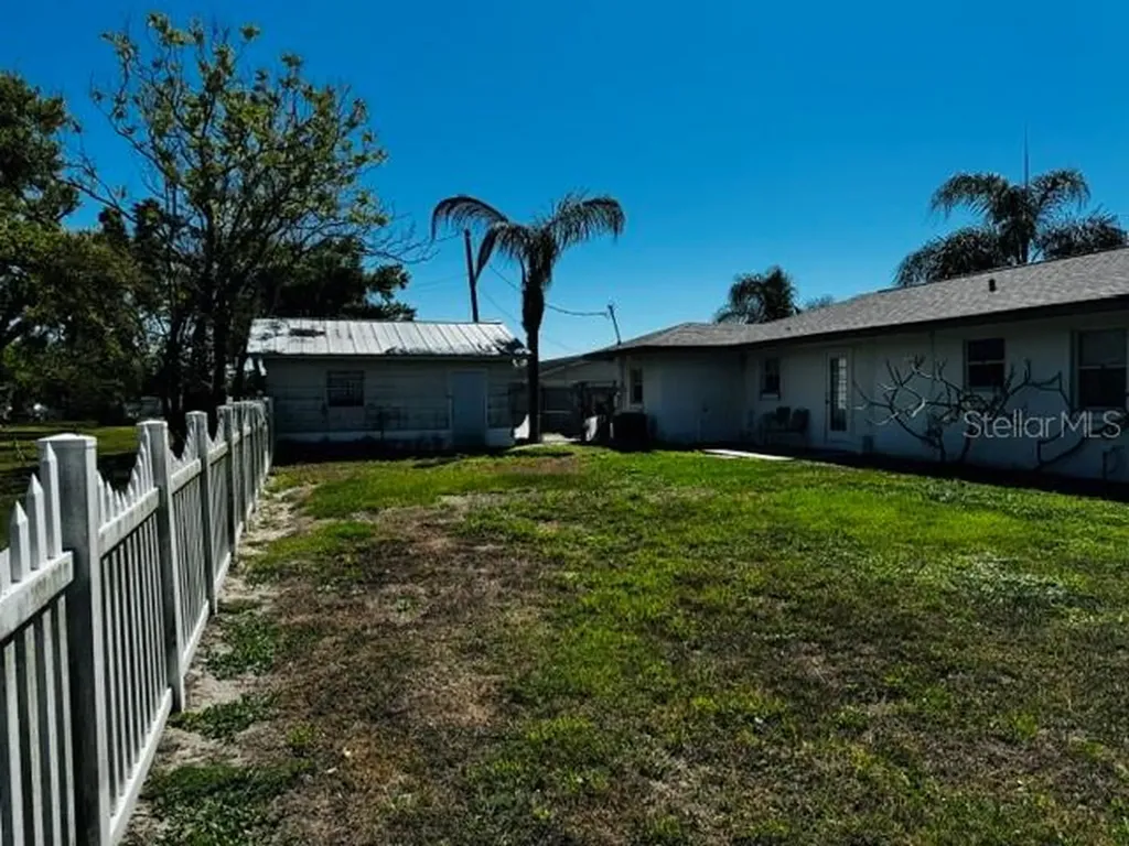 308 Linden Drive Ellenton FL 34222