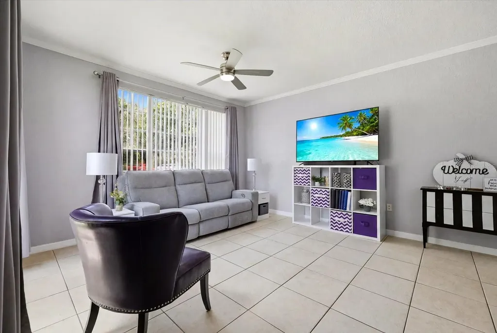 9256 Lake Chase Island Way Tampa FL 33626