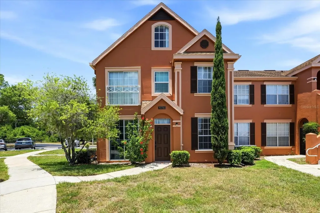 9256 Lake Chase Island Way Tampa FL 33626