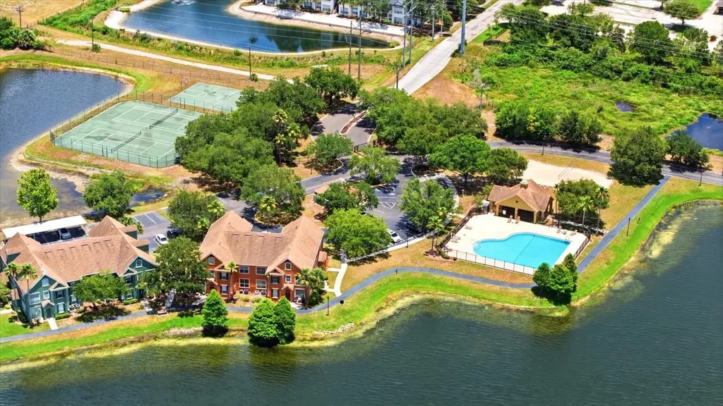 9256 Lake Chase Island Way Tampa FL 33626