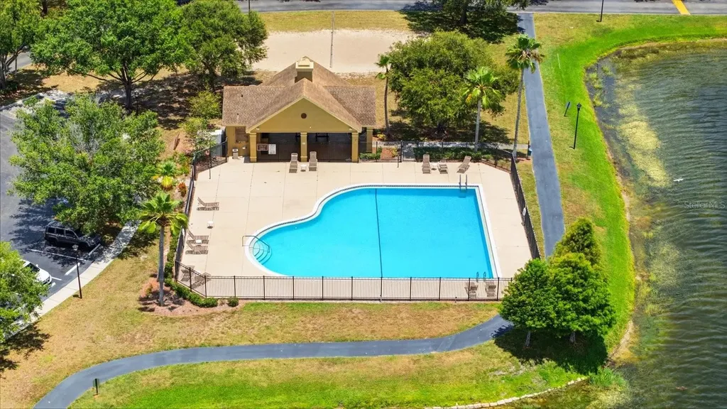 9256 Lake Chase Island Way Tampa FL 33626