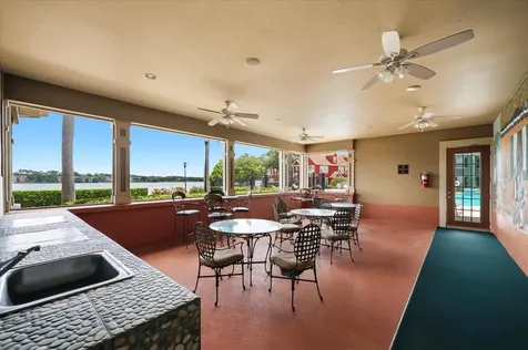 9256 Lake Chase Island Way Tampa FL 33626