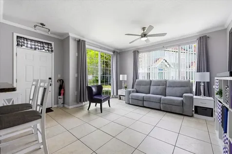 9256 Lake Chase Island Way Tampa FL 33626