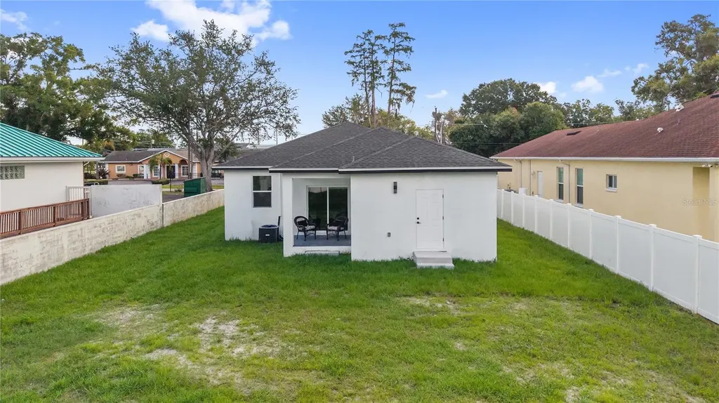 8314 N Paddock Avenue Tampa FL 33614