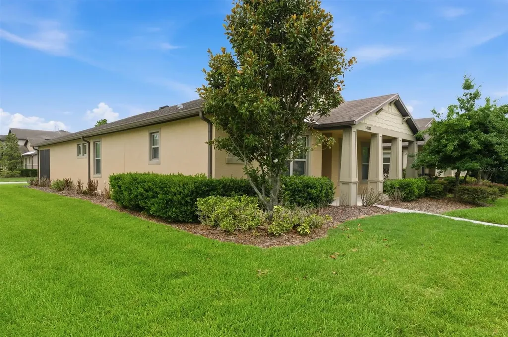 14130 Barrington Stowers Drive Lithia FL 33547
