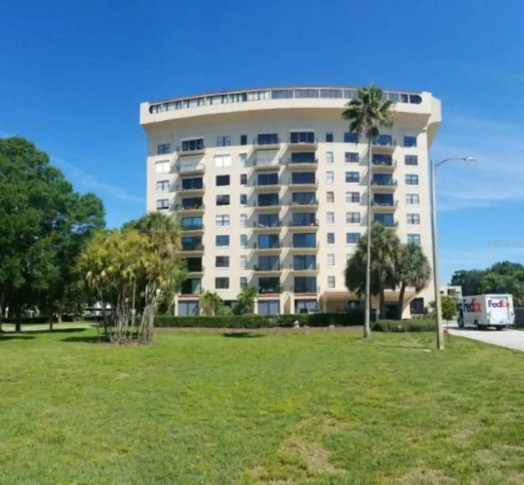 2109 Bayshore Boulevard Tampa FL 33606