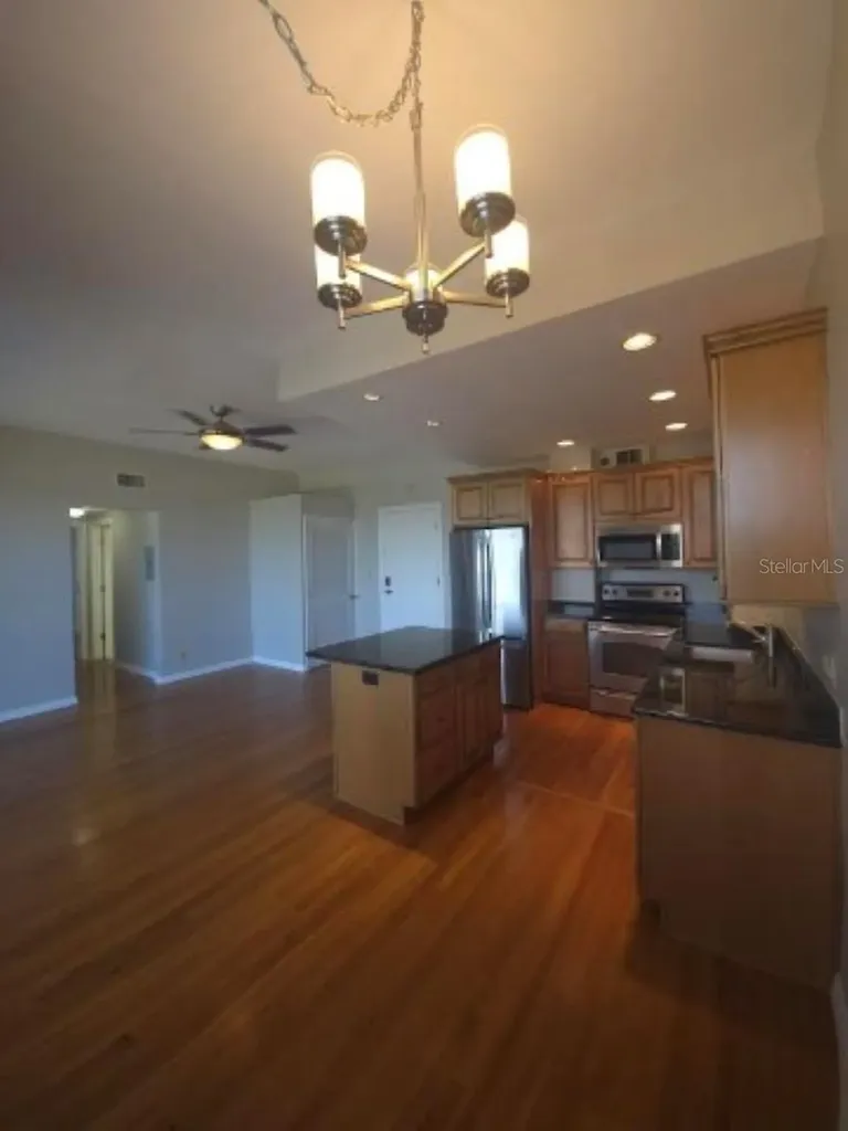 2109 Bayshore Boulevard Tampa FL 33606