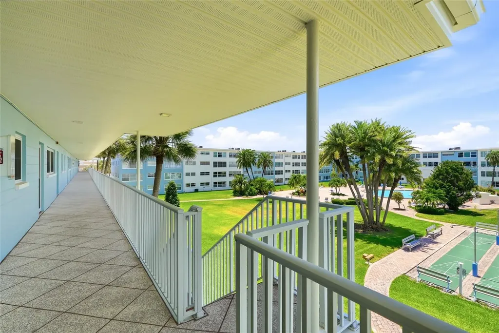 6201 2nd Street E St Pete Beach FL 33706