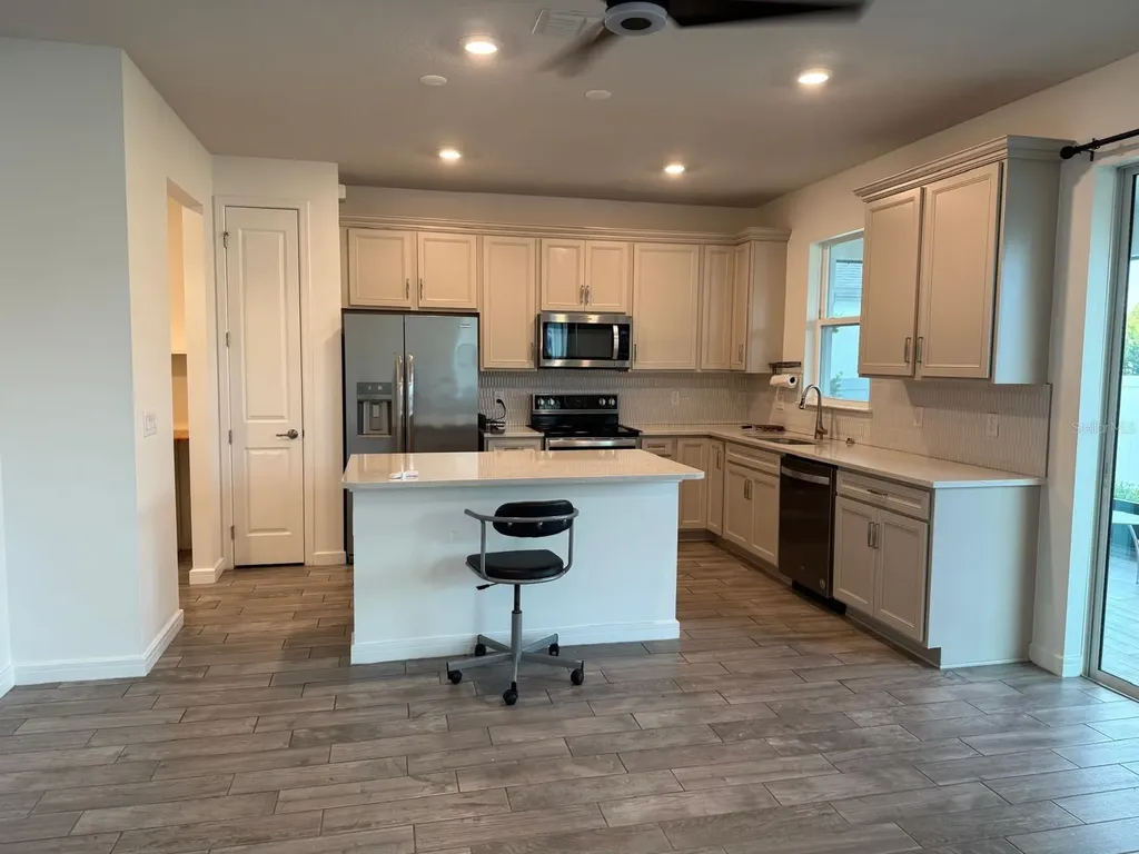772 Parsons Mooring Court Seffner FL 33584