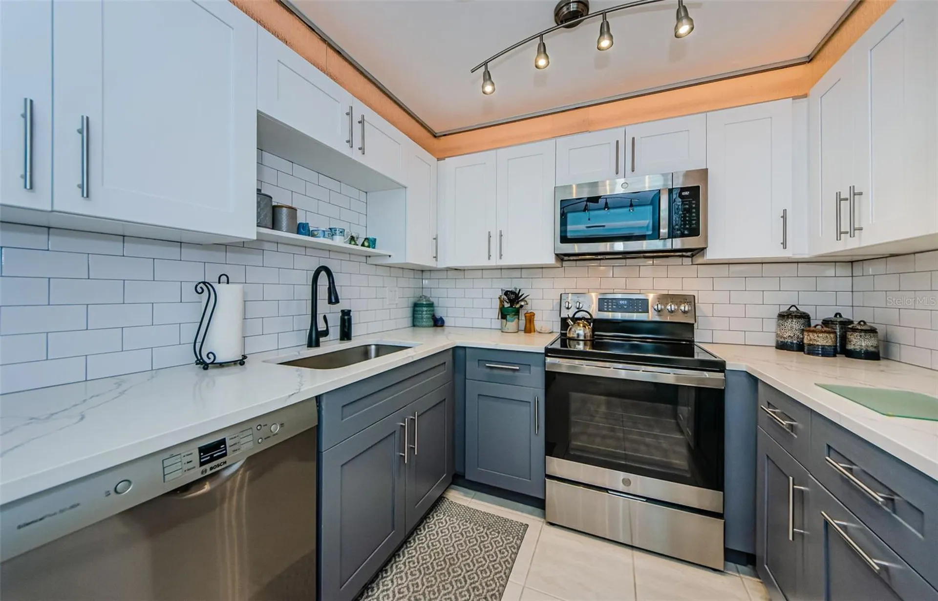 2700 Bayshore Boulevard Dunedin FL 34698