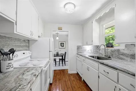 1024 Michigan Dr E Dunedin FL 34698