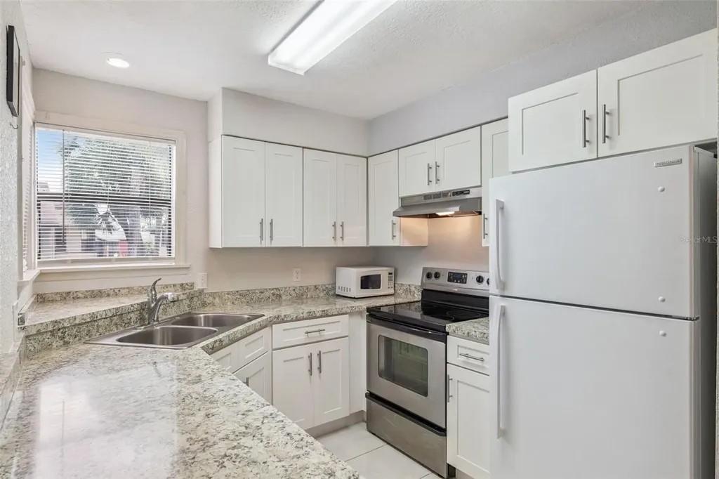 3037 Antique Oaks Circle Winter Park FL 32792