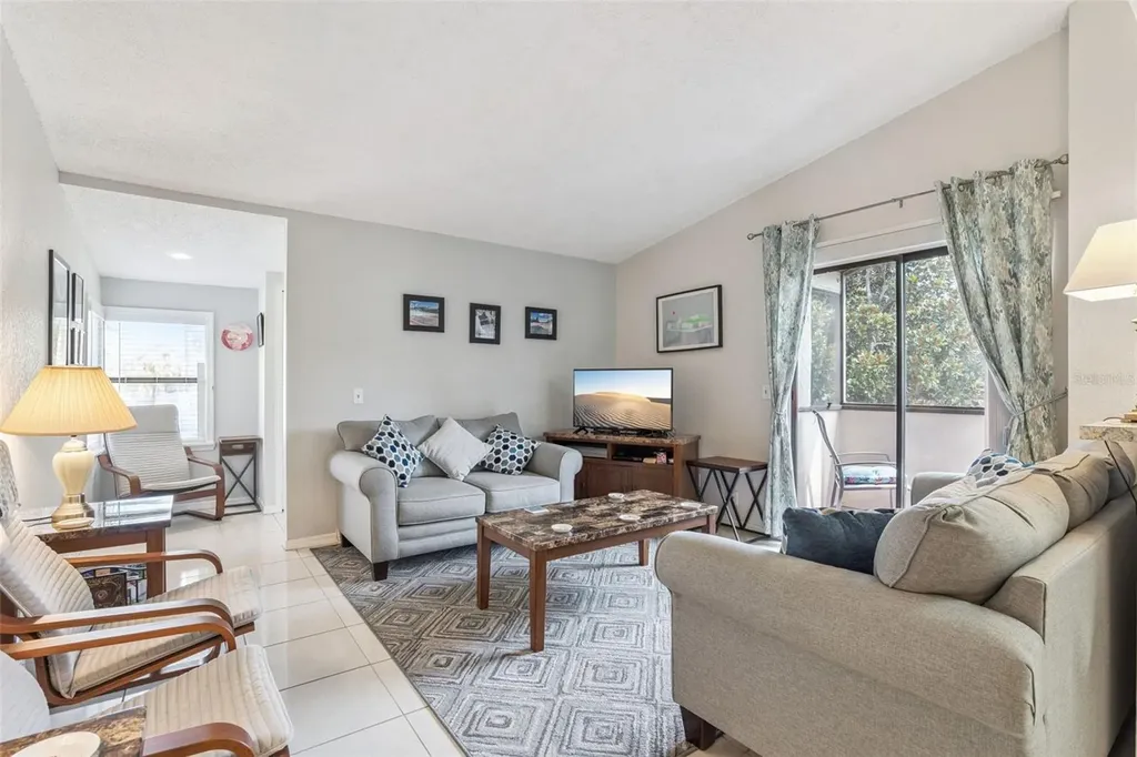 3037 Antique Oaks Circle Winter Park FL 32792