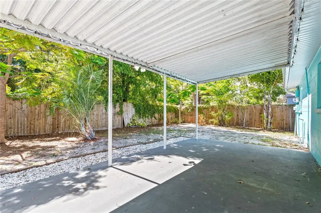 1230 70th Street N St Petersburg FL 33710
