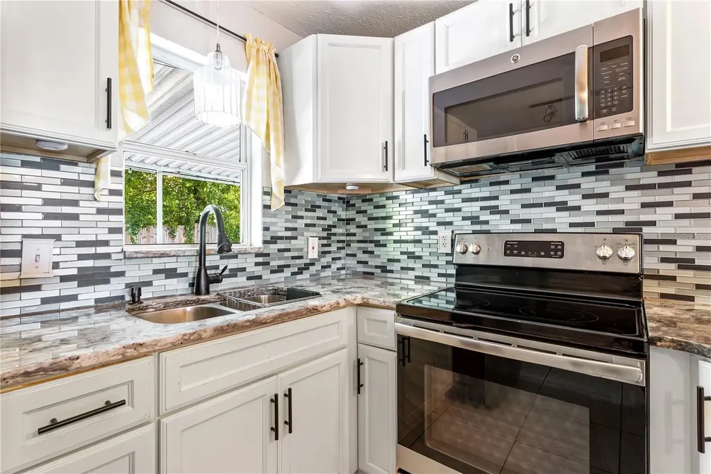 1230 70th Street N St Petersburg FL 33710