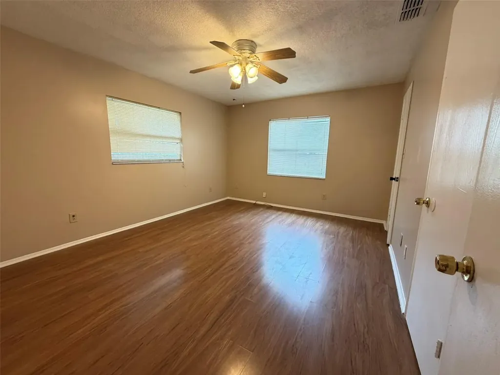 8103 Puffin Drive Orlando FL 32825
