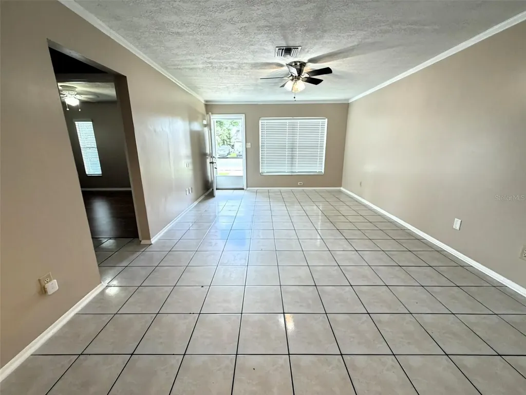 8103 Puffin Drive Orlando FL 32825