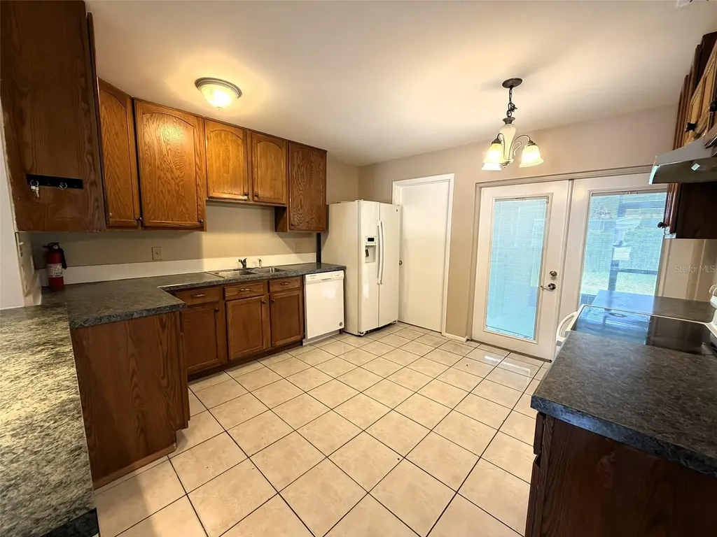 8103 Puffin Drive Orlando FL 32825