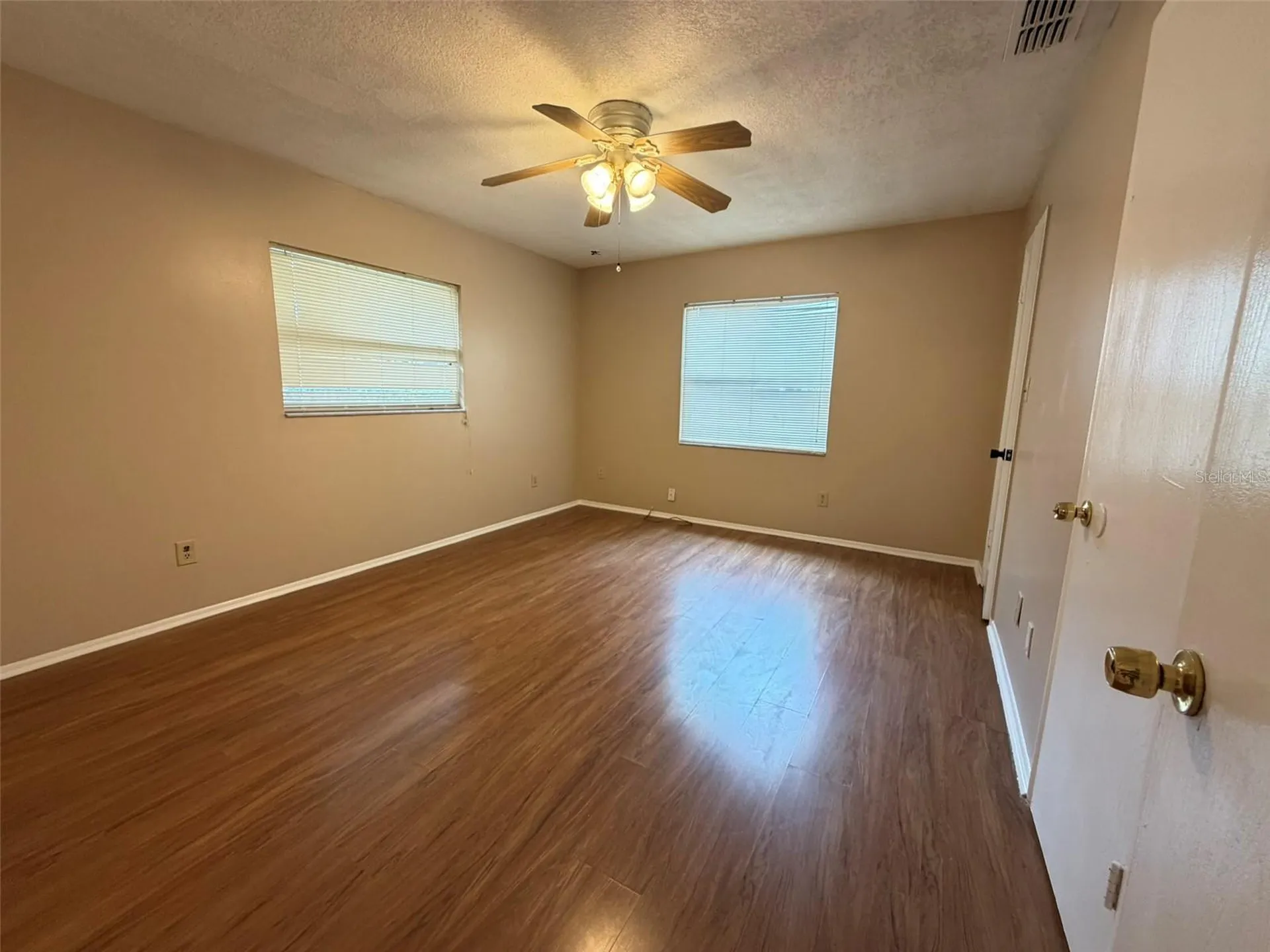 8103 Puffin Drive Orlando FL 32825