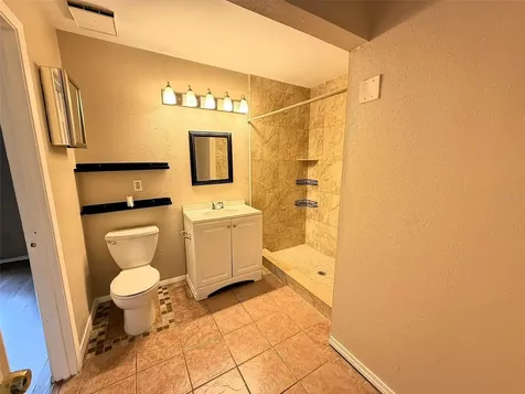 8103 Puffin Drive Orlando FL 32825