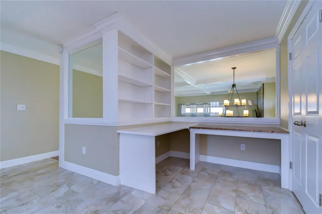 6504 Surfside Boulevard Apollo Beach FL 33572