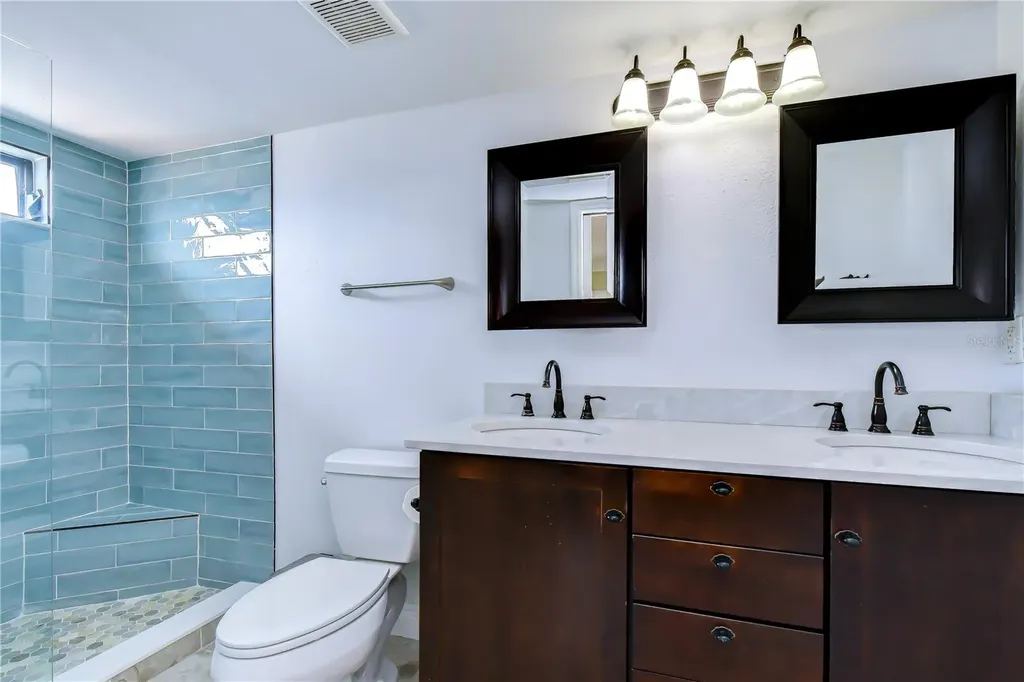 6504 Surfside Boulevard Apollo Beach FL 33572