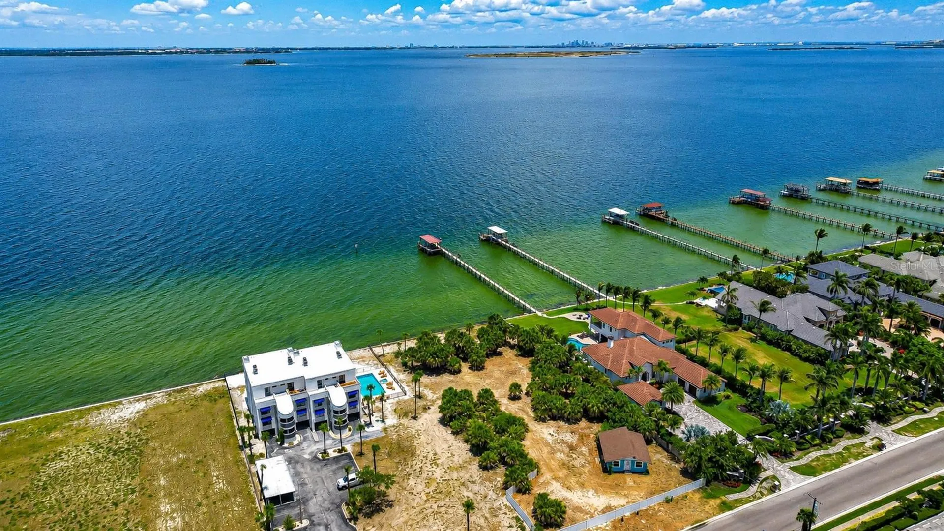 6504 Surfside Boulevard Apollo Beach FL 33572