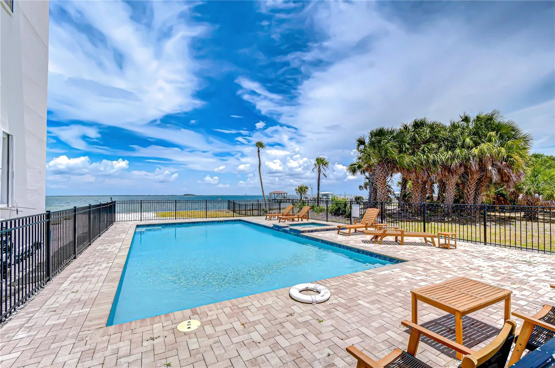 6504 Surfside Boulevard Apollo Beach FL 33572