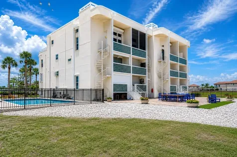 6504 Surfside Boulevard Apollo Beach FL 33572