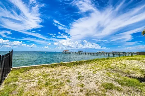 6504 Surfside Boulevard Apollo Beach FL 33572