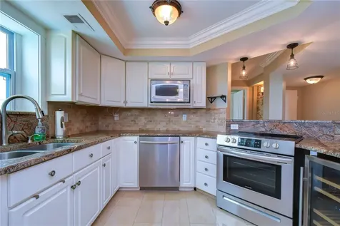 6504 Surfside Boulevard Apollo Beach FL 33572
