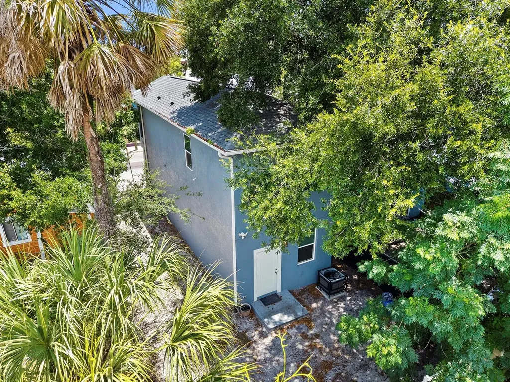2106 E 17th Avenue Tampa FL 33605