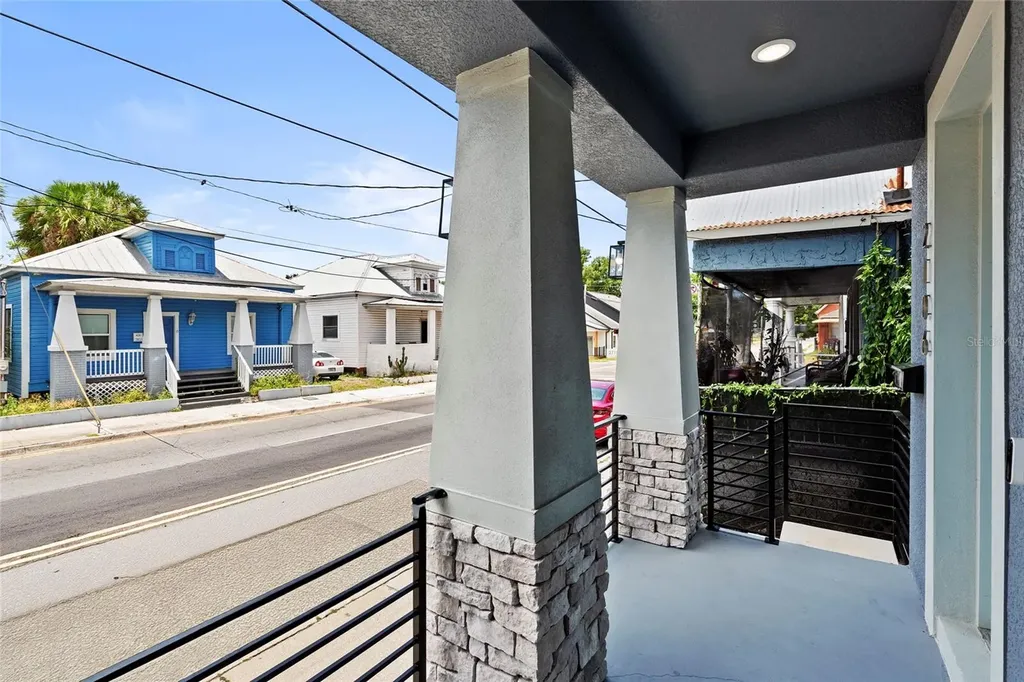 2106 E 17th Avenue Tampa FL 33605