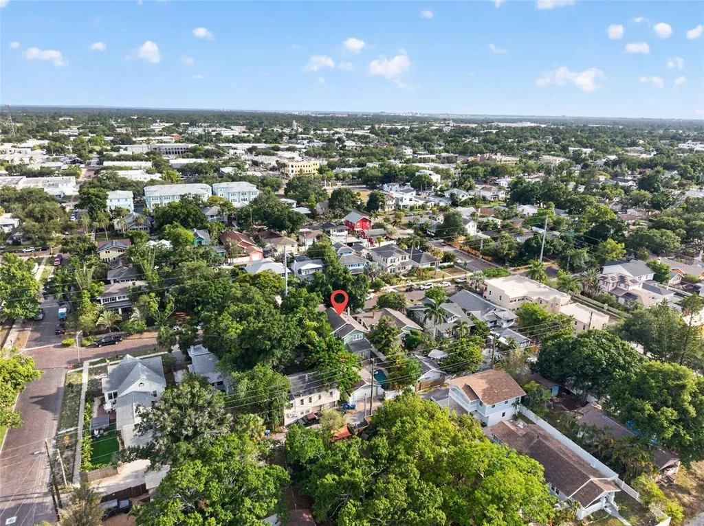 2125 Burlington Avenue N St Petersburg FL 33713