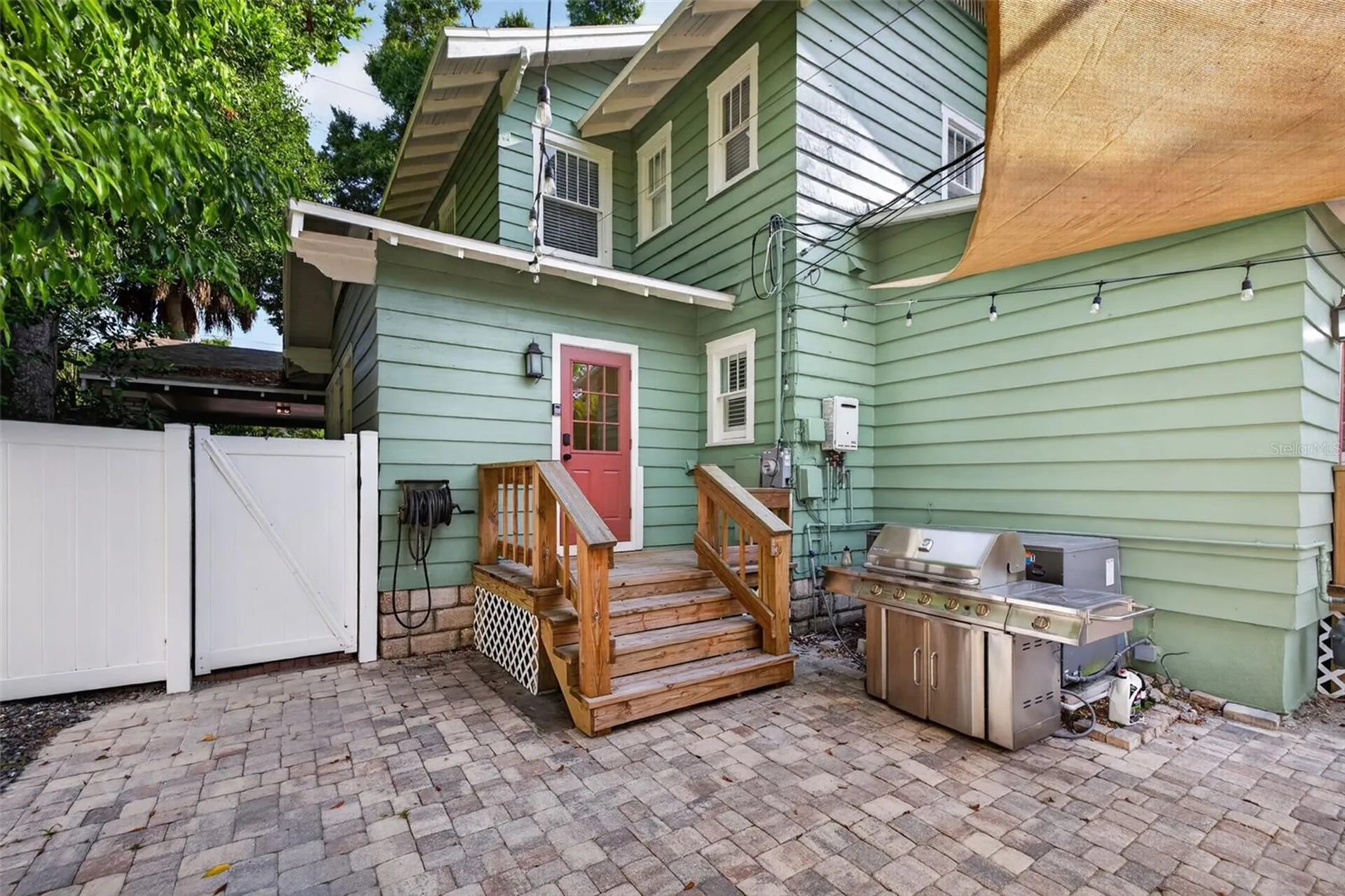 2125 Burlington Avenue N St Petersburg FL 33713