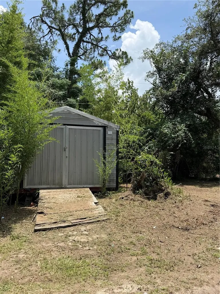 424 Margaret Street Bronson FL 32621