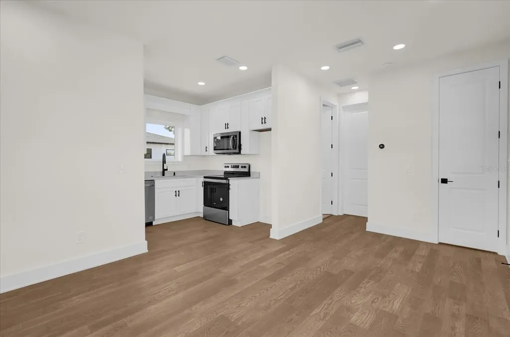 4401 Rockledge Road Orlando FL 32807