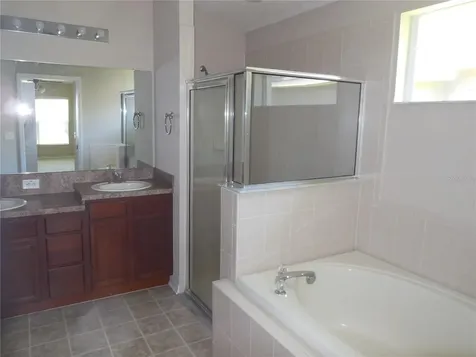 15447 Osprey Glen Drive Lithia FL 33547