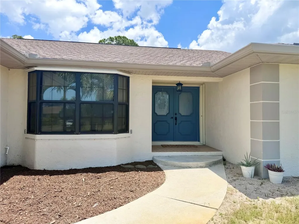 1087 Bay Harbor Drive Englewood FL 34224