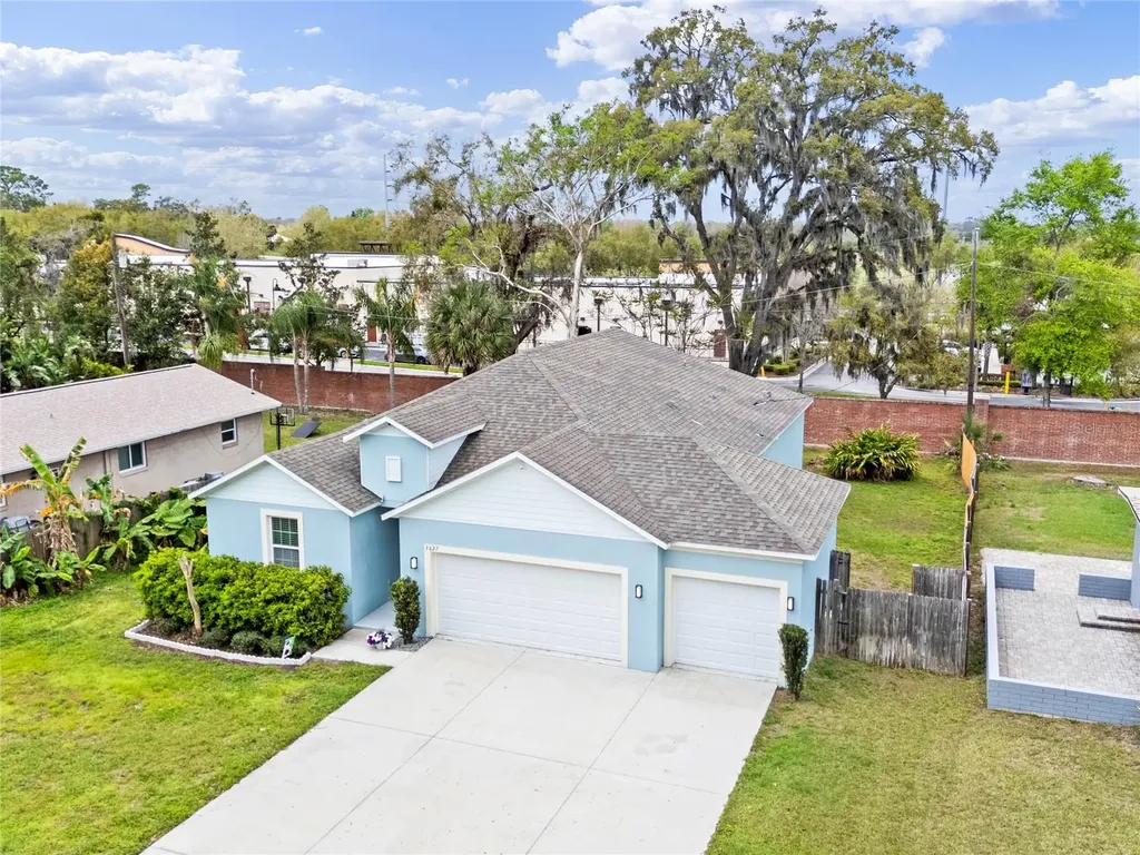 3627 Palm Avenue Apopka FL 32703