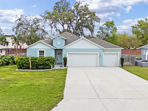 3627 Palm Avenue Apopka FL 32703