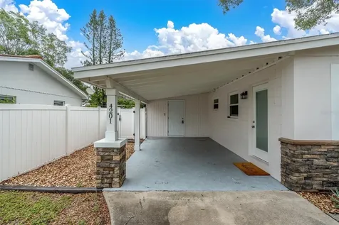 4201 Des Moines Street NE St Petersburg FL 33703