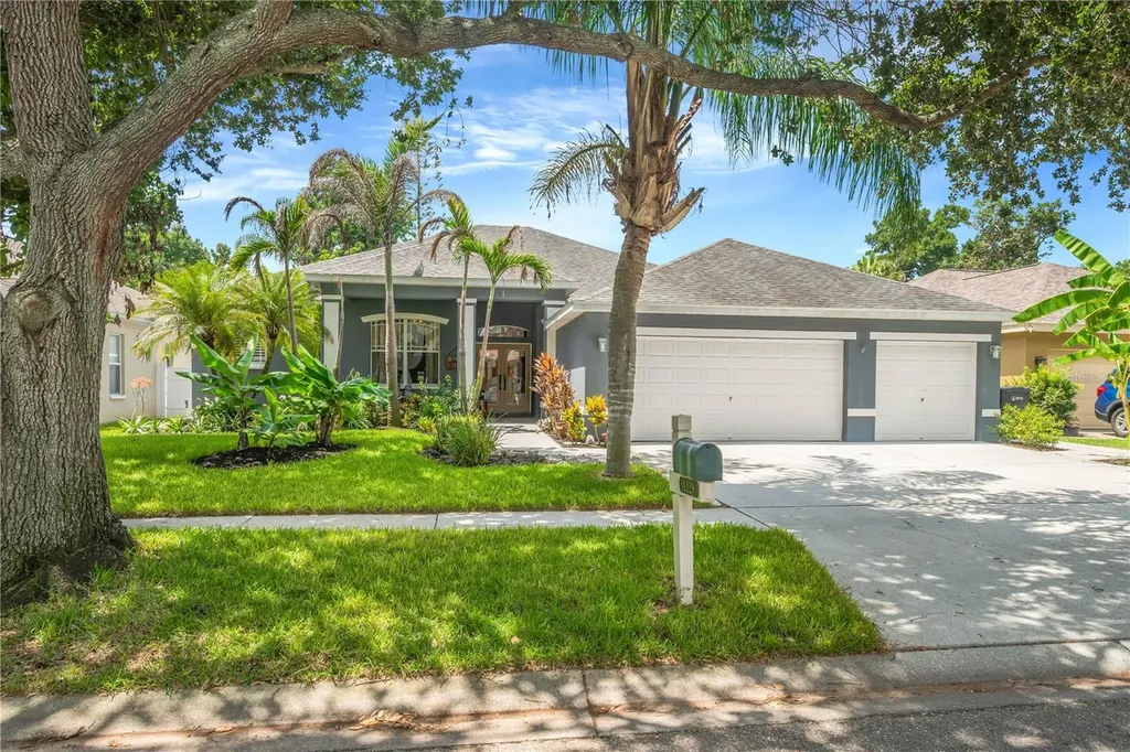 1128 Lumsden Trace Circle Valrico FL 33594