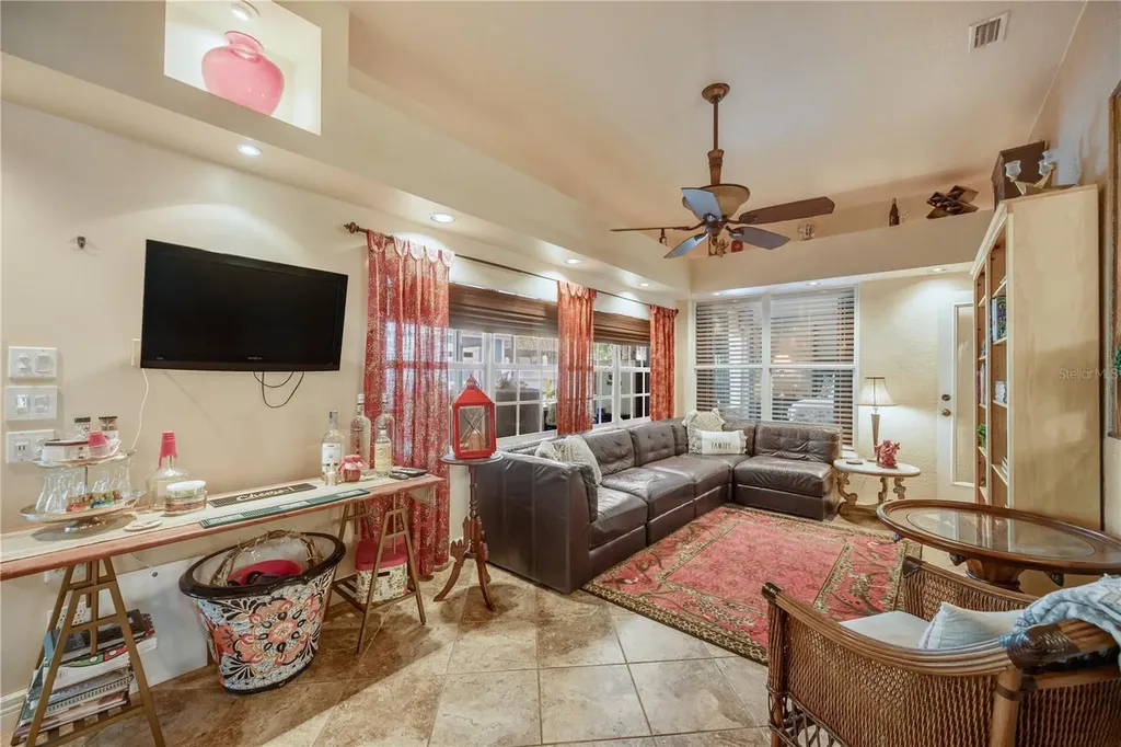 1128 Lumsden Trace Circle Valrico FL 33594
