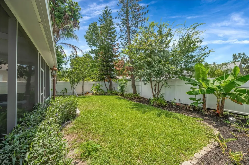 1128 Lumsden Trace Circle Valrico FL 33594