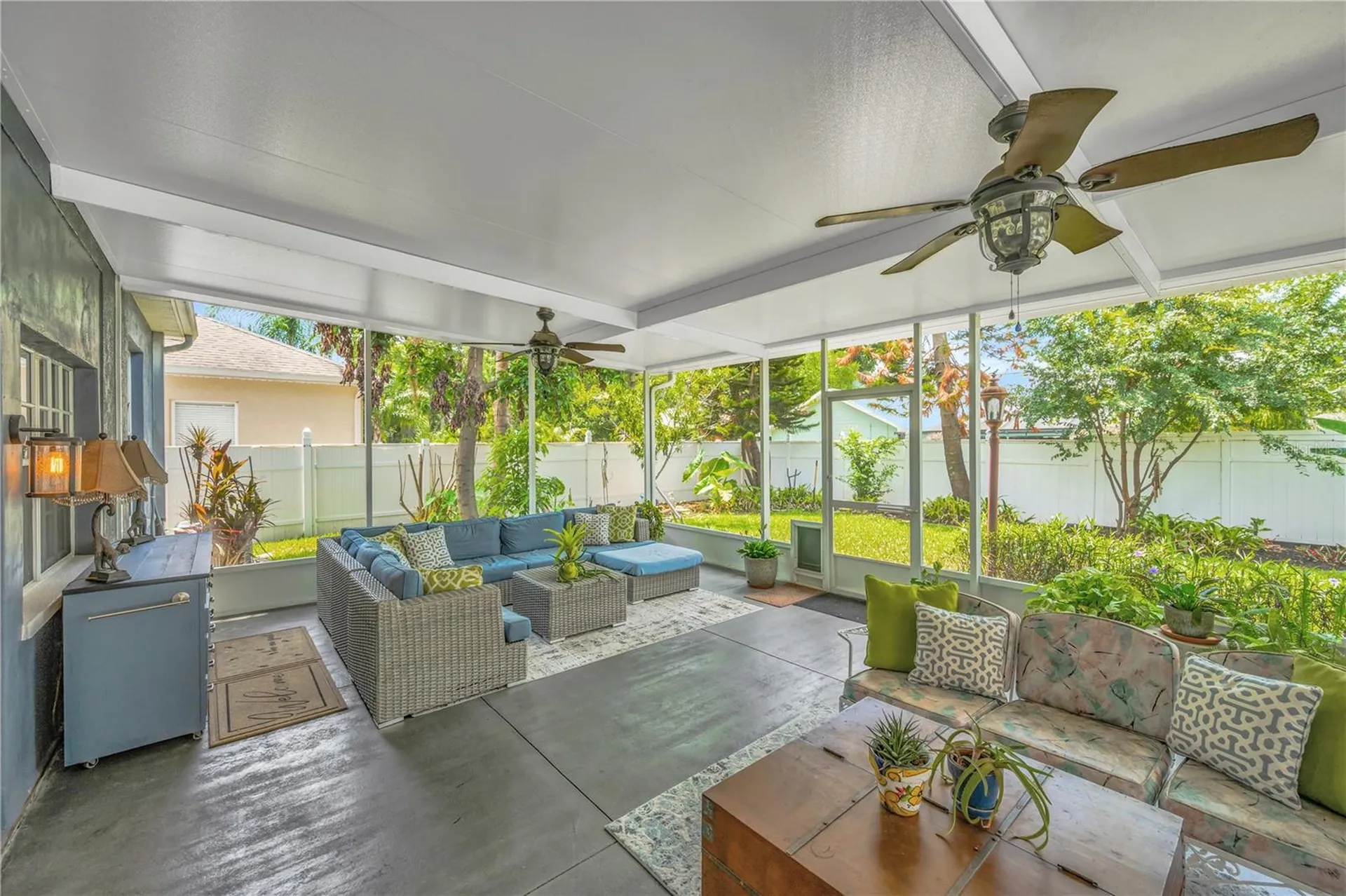 1128 Lumsden Trace Circle Valrico FL 33594