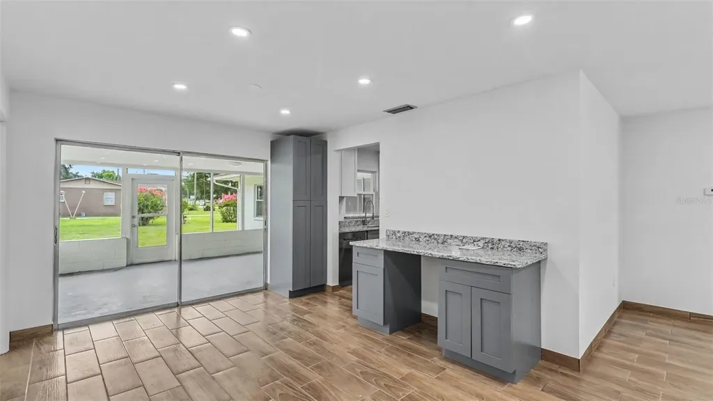 2055 Avenue C Mulberry FL 33860